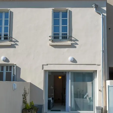 דירה Maison Borrel